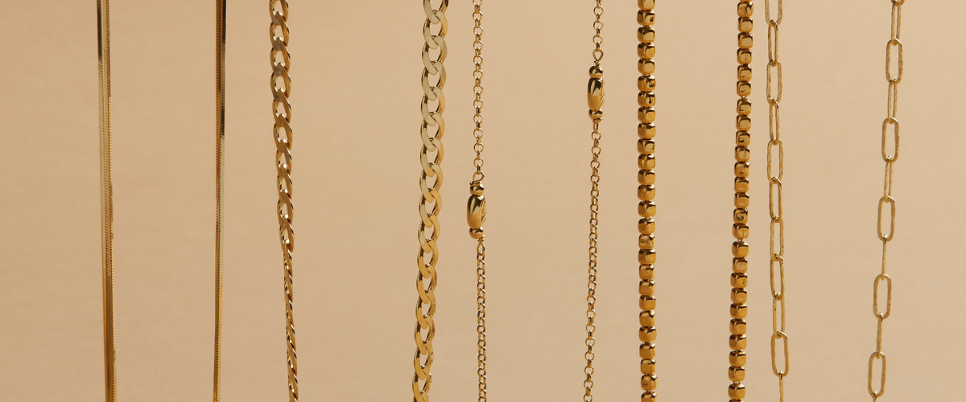 Women's Fine Necklaces