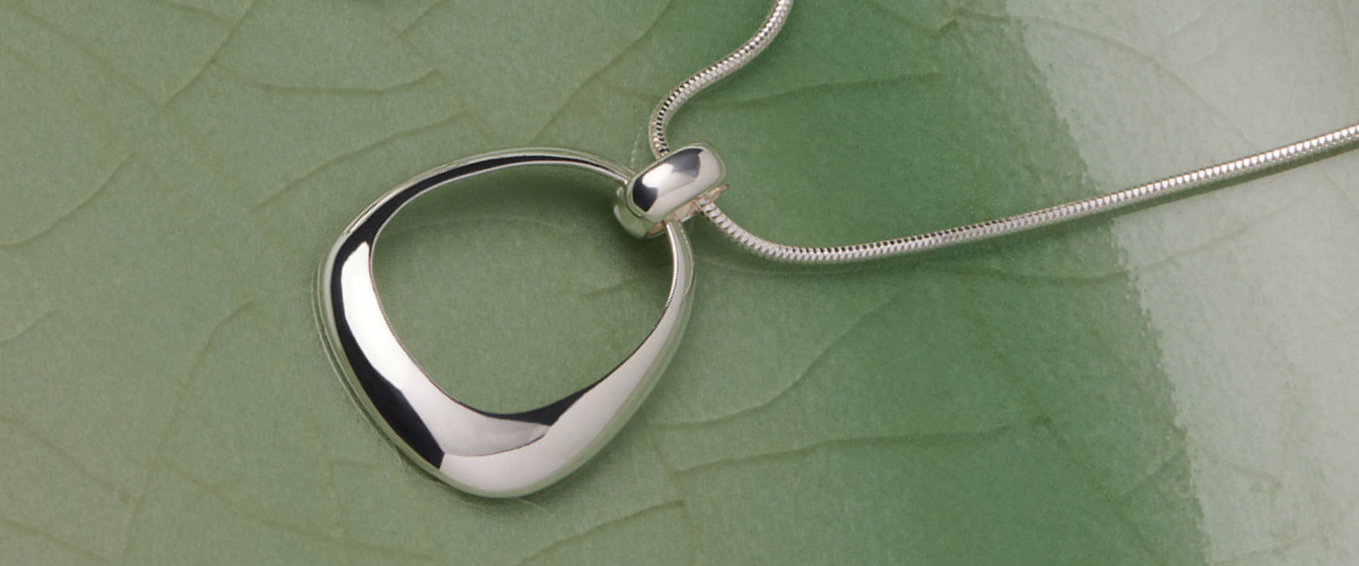 Women's Long Necklaces