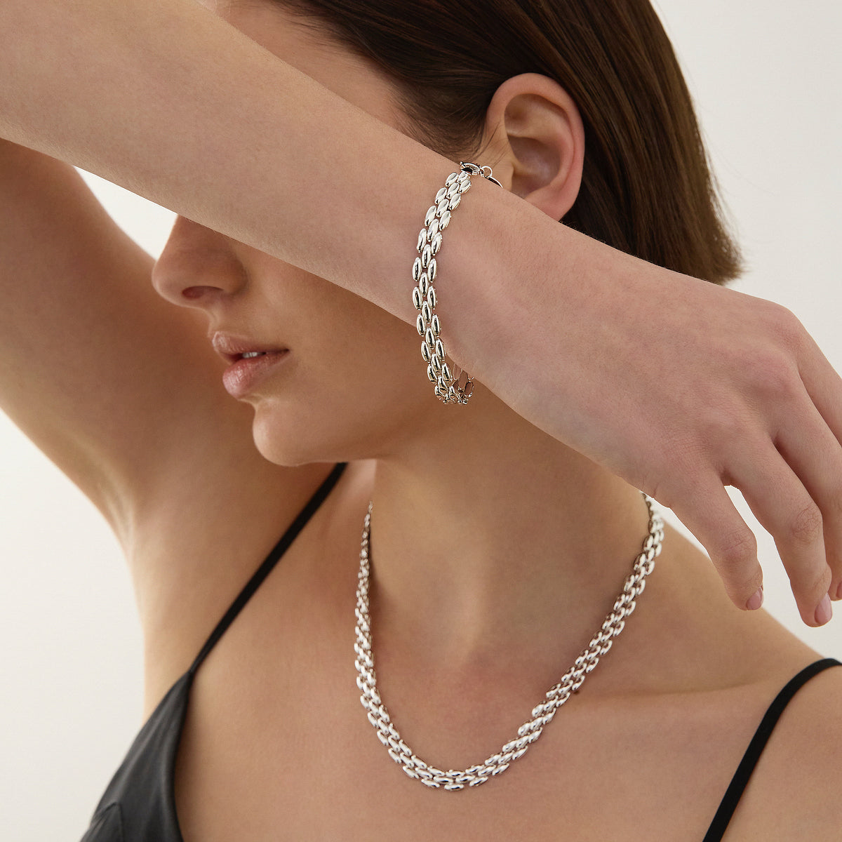 Bisous Chain Necklace