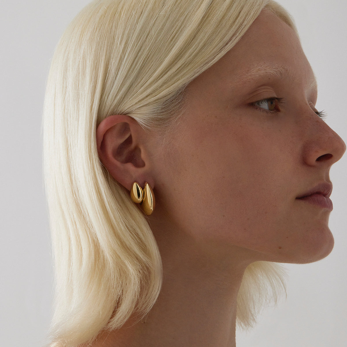 Baby Umbra Earrings