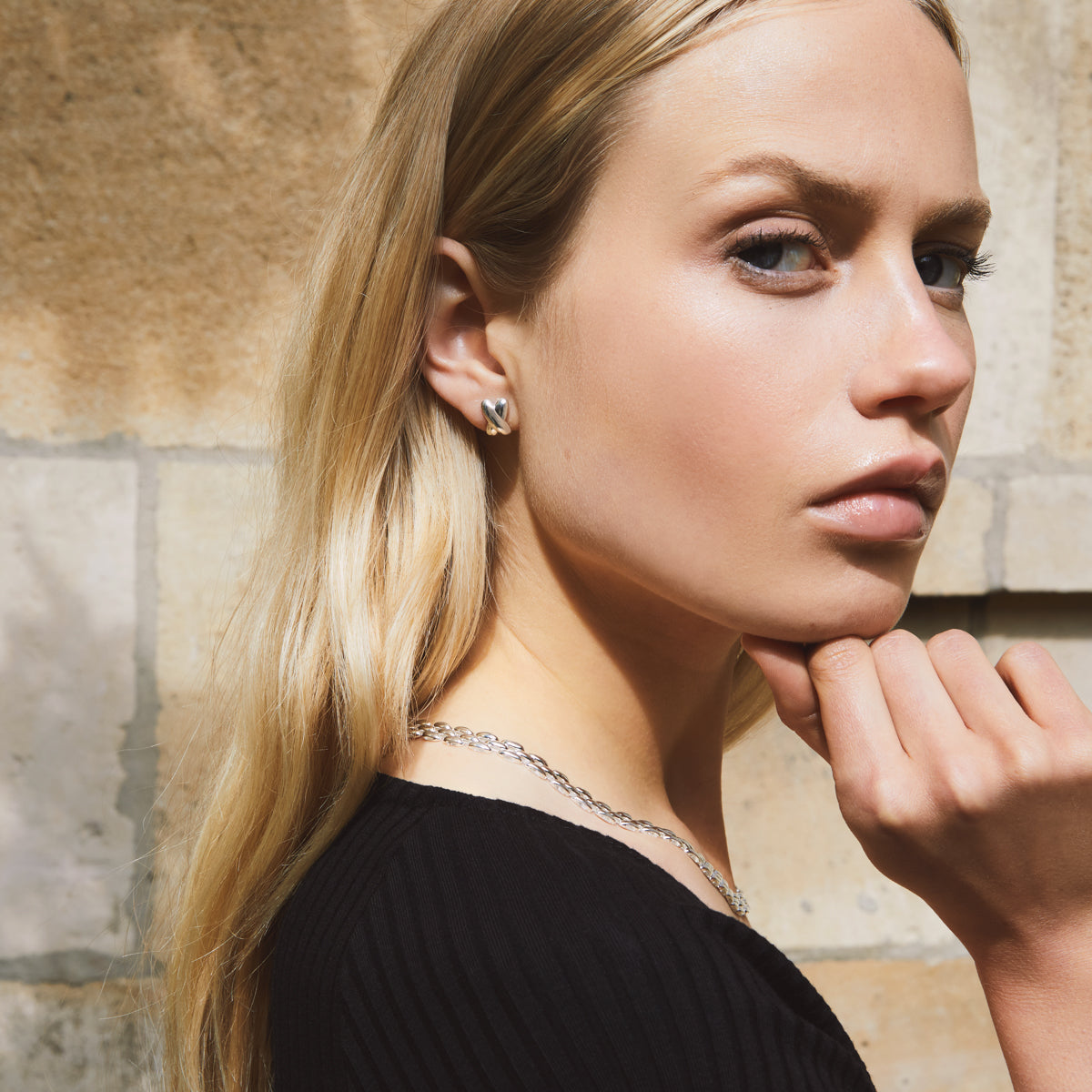 Bisous Stud Earrings