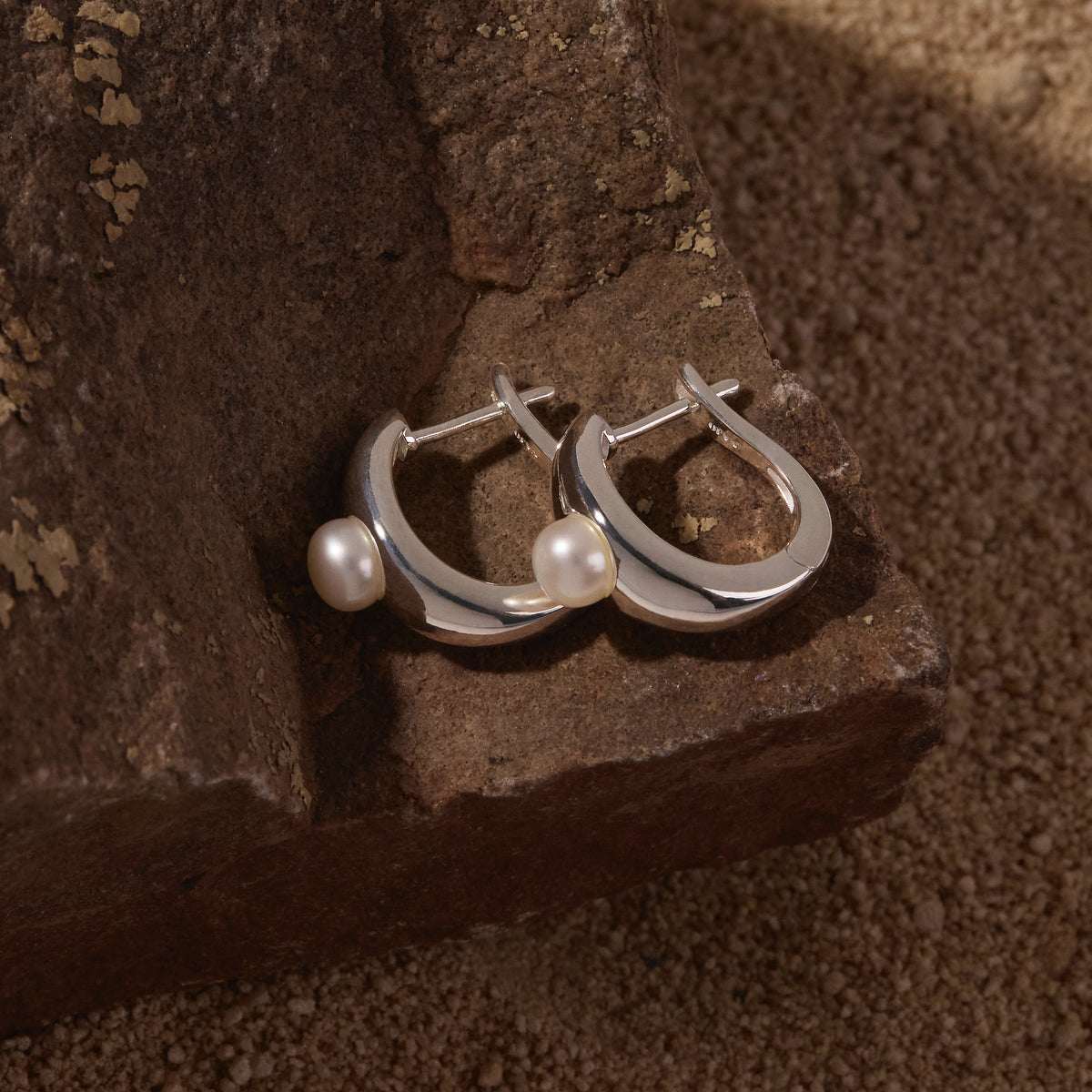 Tropica Pearl Earring