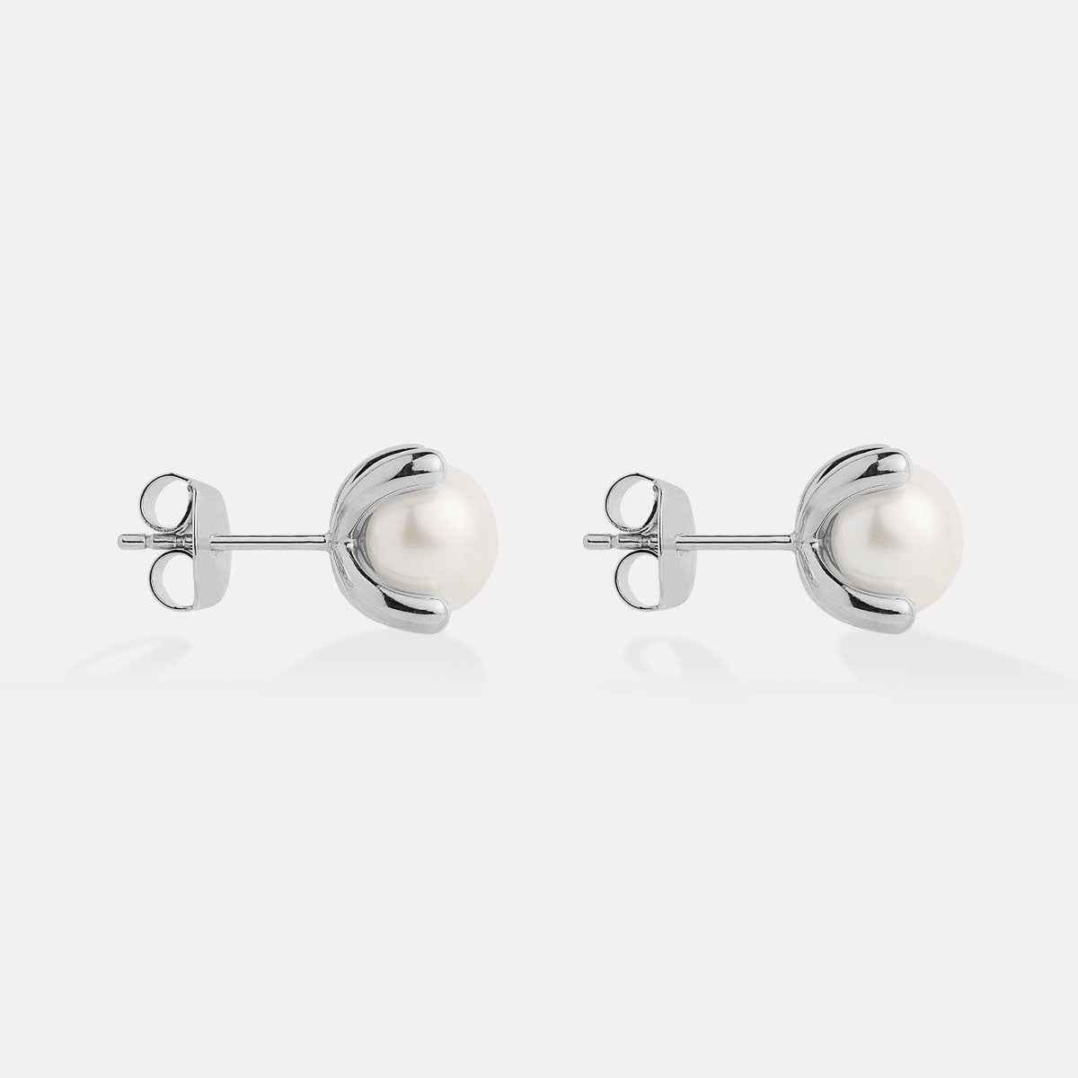 Moana Pearl Earring