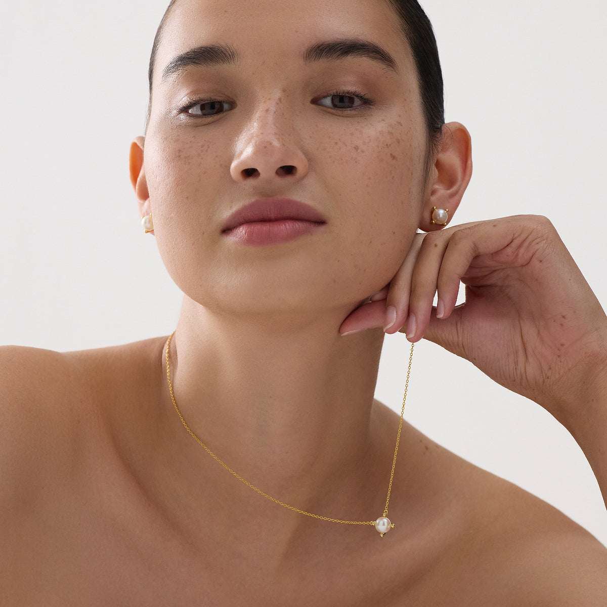 Moana Pearl Earring