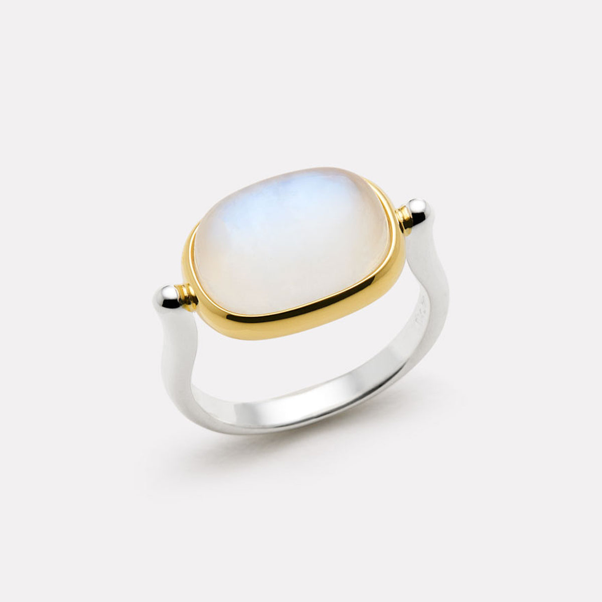 Sil Yell Gold Fleur Rainbow Moonstone Ring