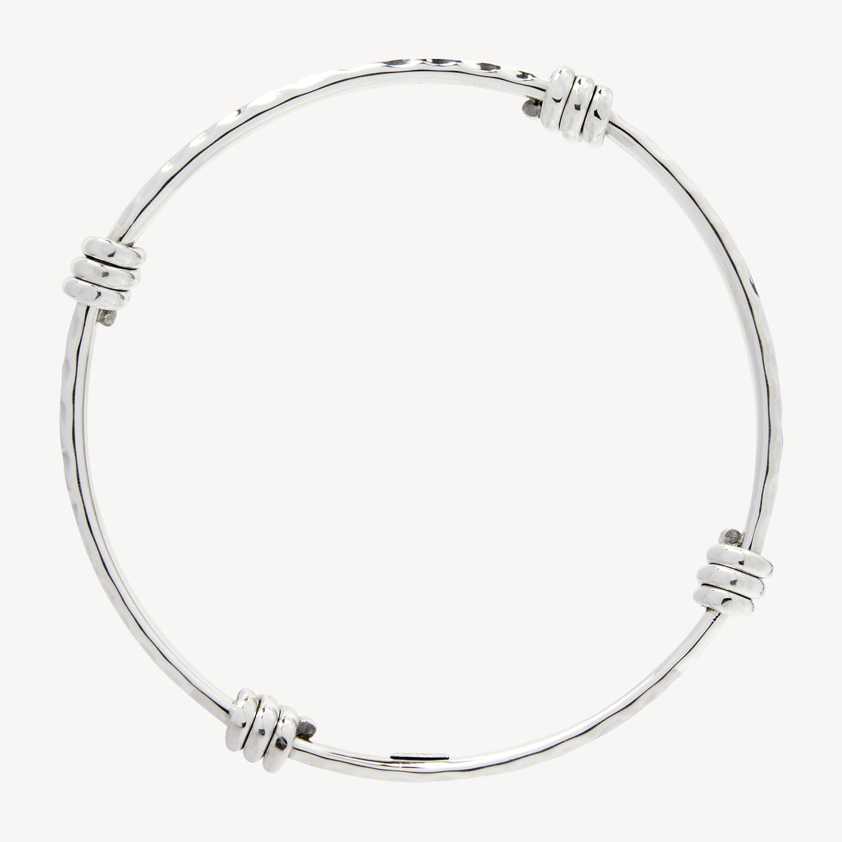 Silver Amarres Bangle