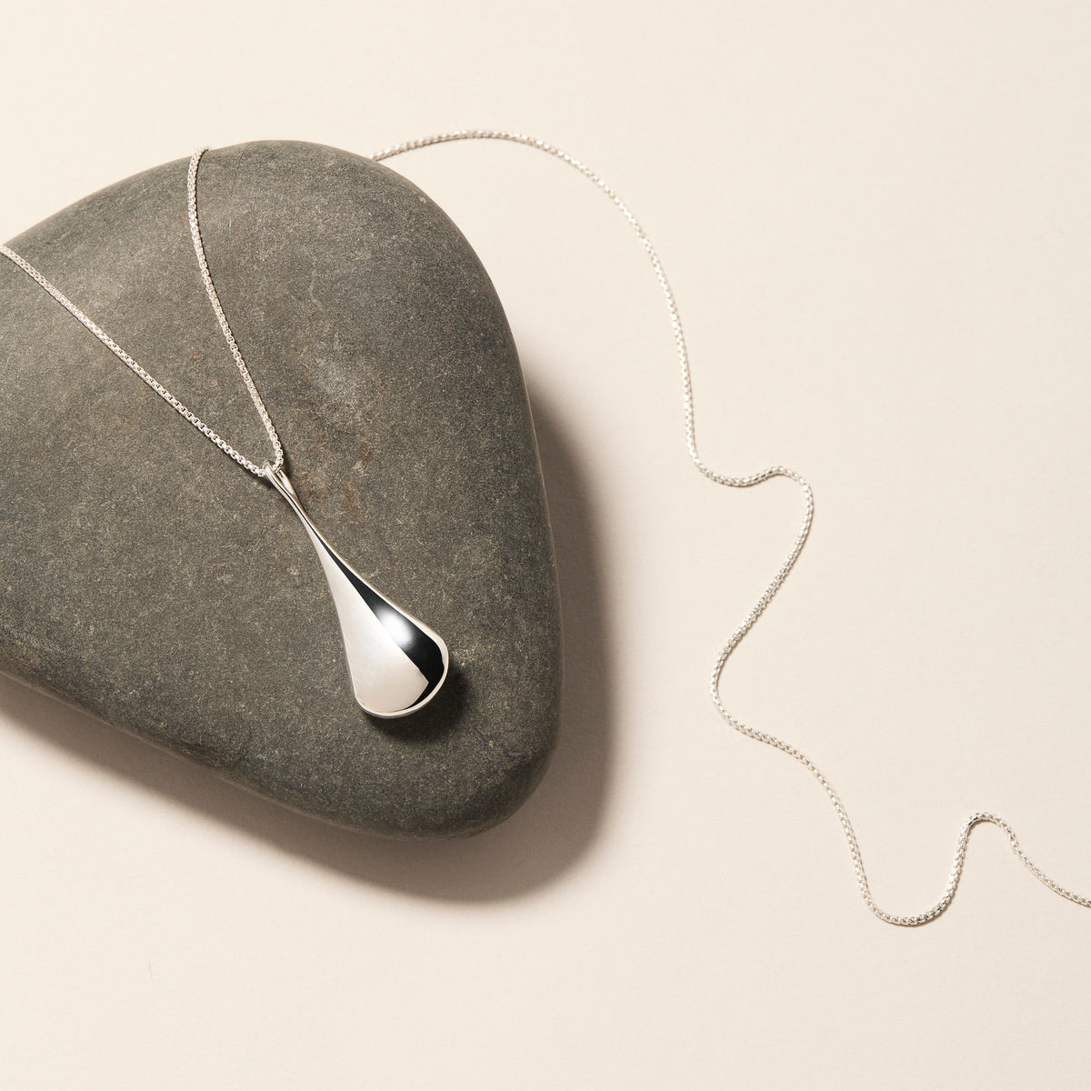 Weeping Widow Necklace