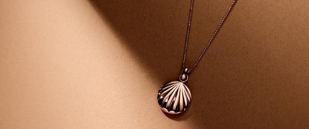 Women's Rose Gold Necklaces