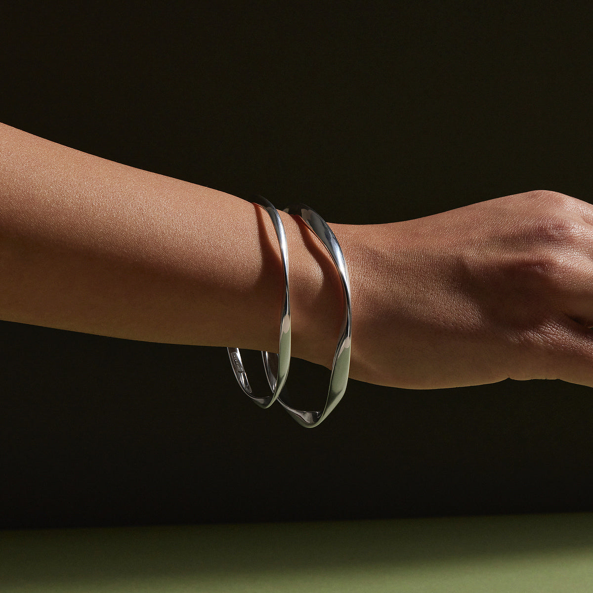 Large Garden of Eden Bangle – NAJO