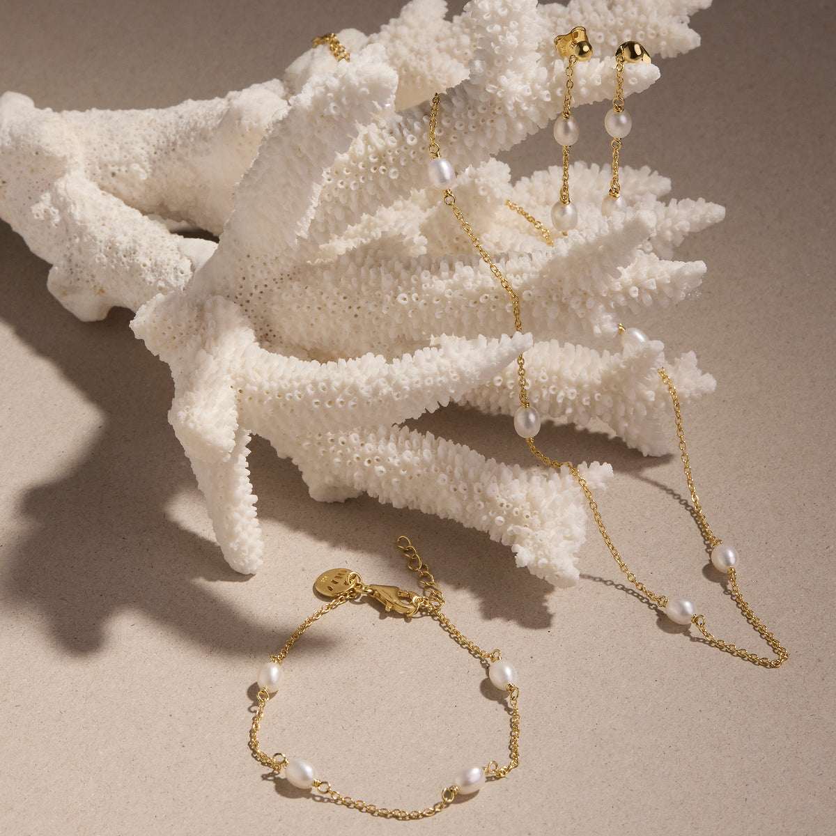 Tidal Whisper Pearl Bracelet