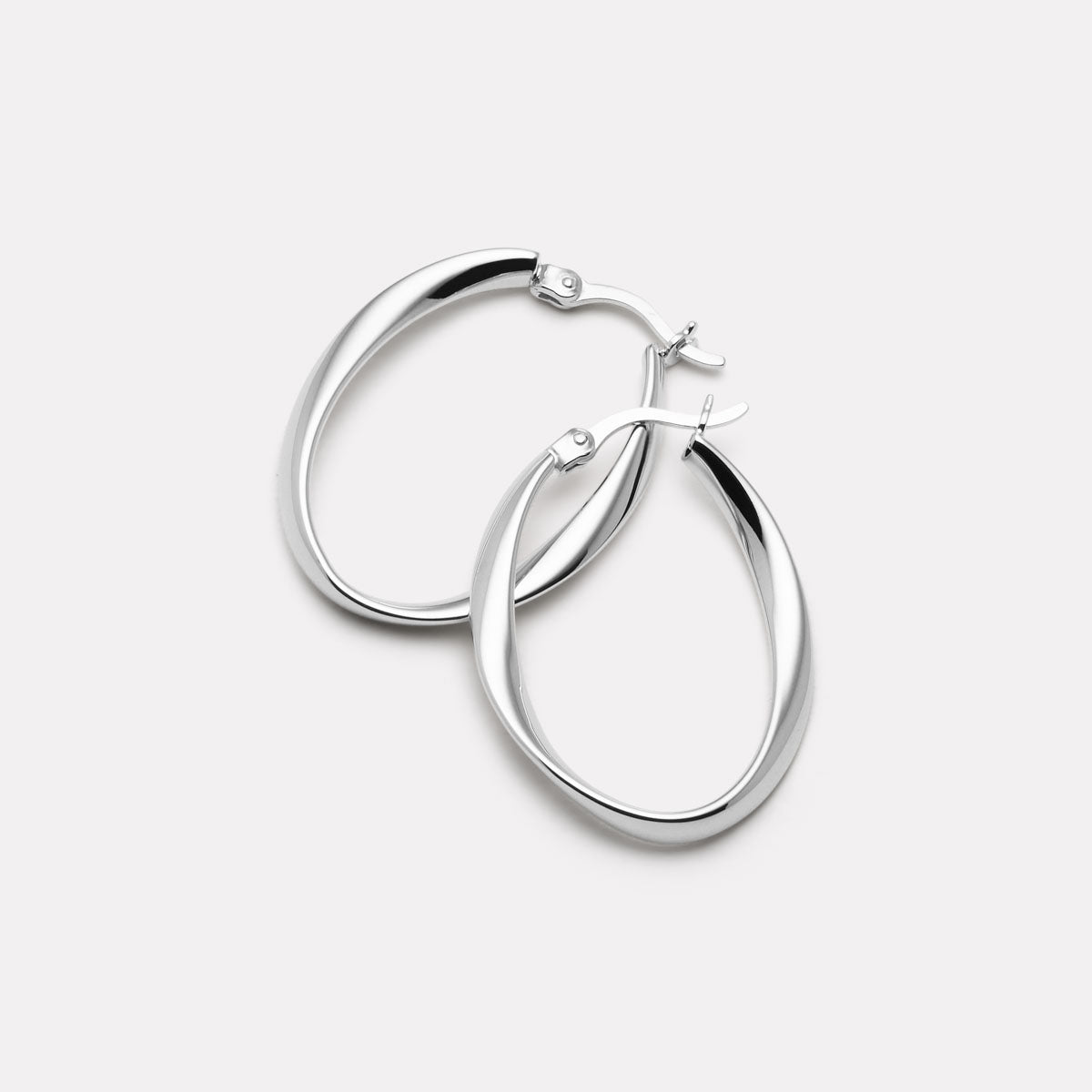 Sterling Silver Cinta Hoop