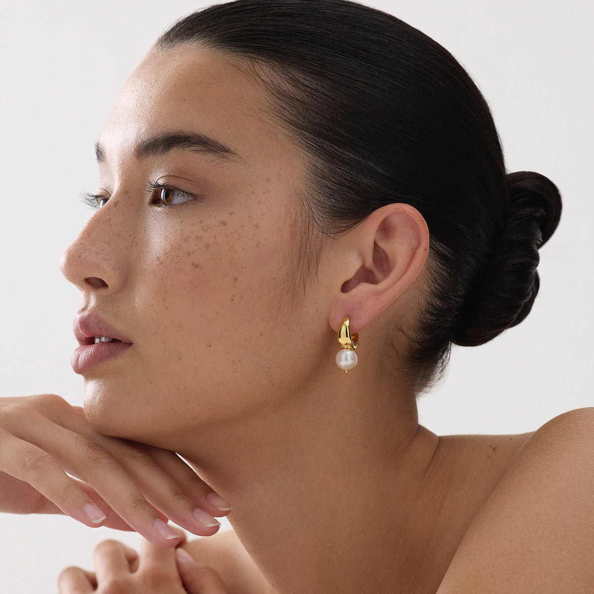 Solana Pearl Earring
