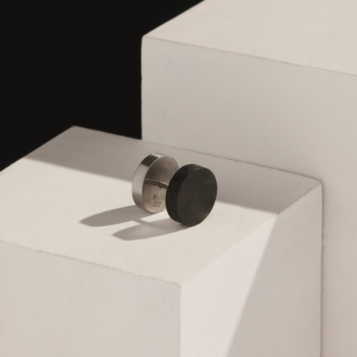 Torque Men's Reversible Carbon Fibre and Steel Earring