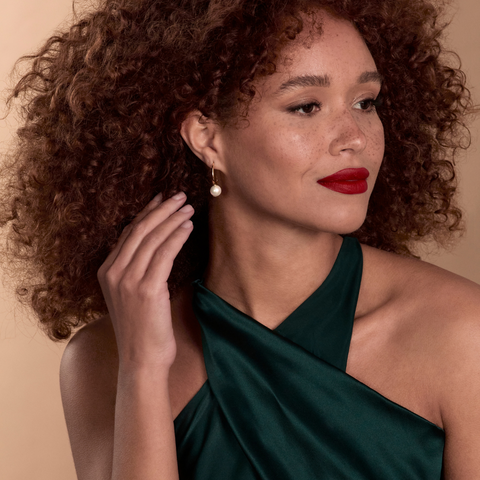 What To Wear With Pearl Earrings & Necklaces | NAJO Journal
