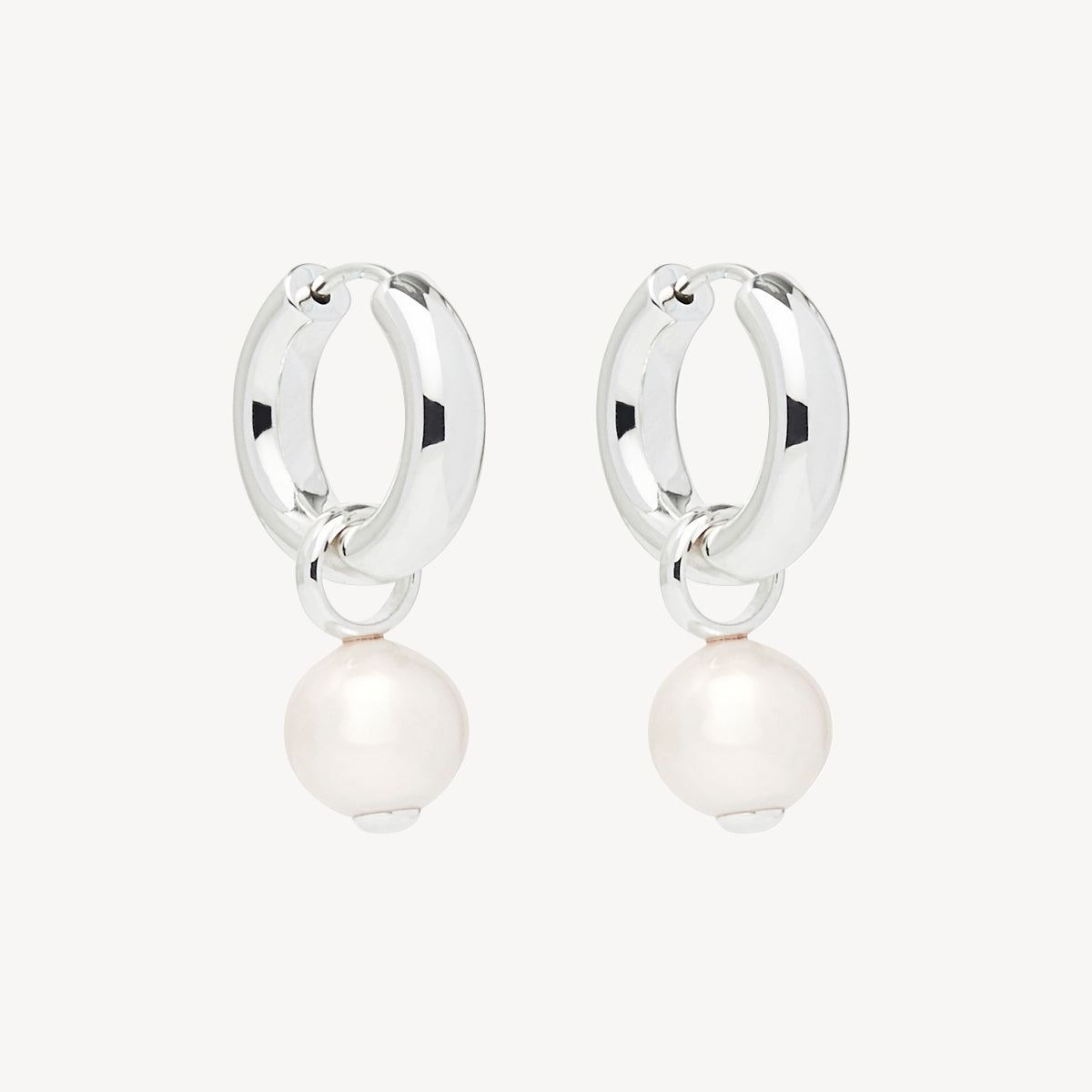 Sterling Silver Ms Perla Earring